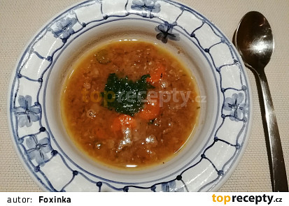 Sváteční čočková polévka