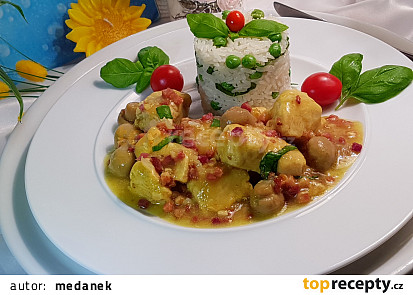 Krůtí kostky na uzené slanině s žampióny