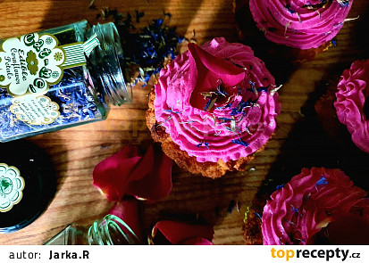Jarní barevný low carb cupcake