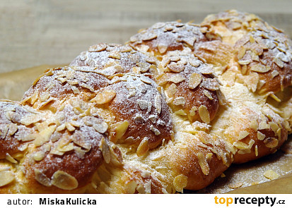 Vánočka podle Mišky Kuličky