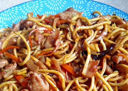 Smažené nudle (Podle vietnamce)