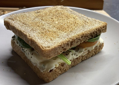 Toast s vajíčkovou pomazánkou