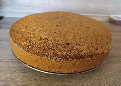 Jednoduchý piškotový korpus
