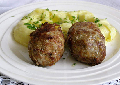 Pečené šišky z mletého masa s bylinkami
