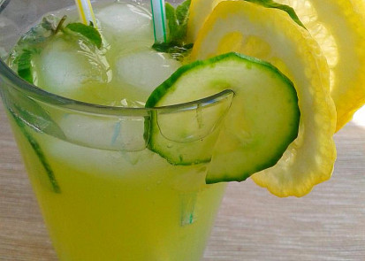 Okurkovo-citronová limonáda