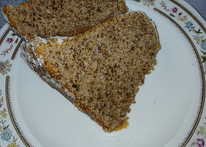 Ořechová vláčná bábovka