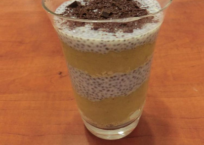 Chia pudink s mangovým pyré