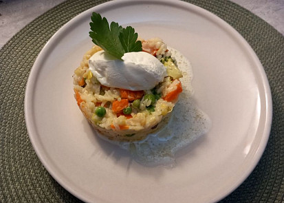 Smetanová rýže se zeleninou a žampiony