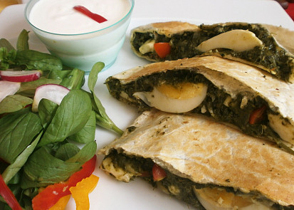 Tortilla plněná špenátem