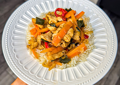 “Kung Pao” s kuřecím masem a zeleninou