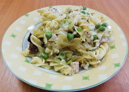 Zapečené těstoviny se šunkou a tofu