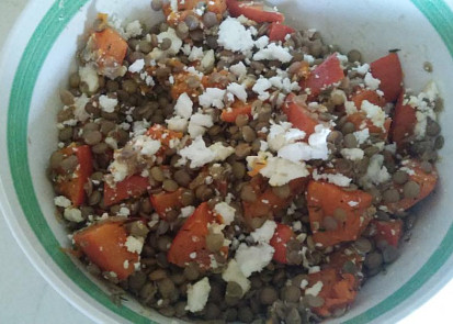 Čočkový salát s dýní a fetou