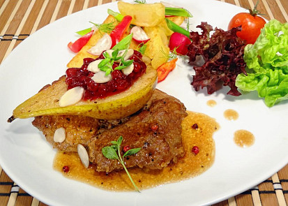 Vepřový steak s hruškou