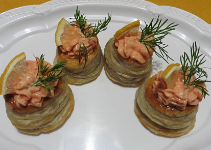 Paštičky s lososovou pomazánkou