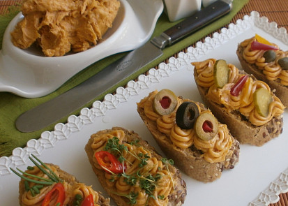 Špekovo-papriková pomazánka