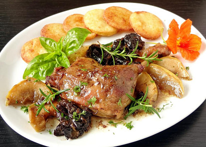 Kachna s medem a jablky