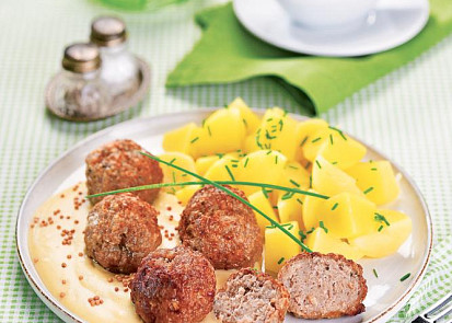 Masové kuličky s hořčičnou omáčkou