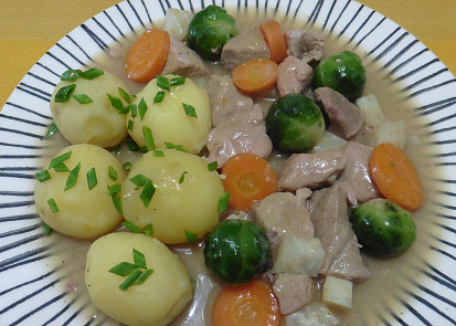 Vepřové kostky s růžičkovou kapustou