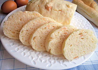 Kynutý houskový knedlík