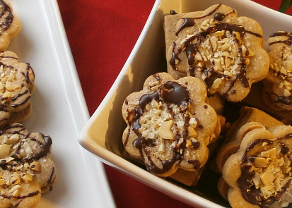 Arašídové kytičky