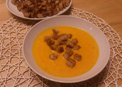 Hustá polévka z pečené dýně