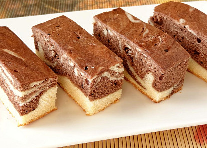 Mramorové šlehačkové řezy