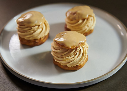 Větrník se slaným karamelem podle Heleny Fléglové