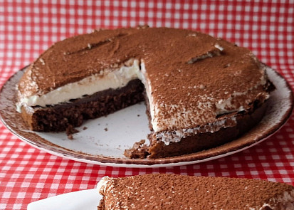 Lehký kakaový dortík s tvarohem bez mouky