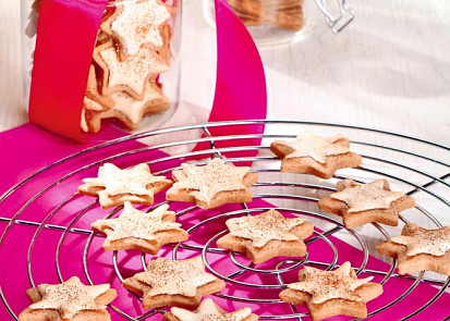 Skořicové hvězdičky s polevou