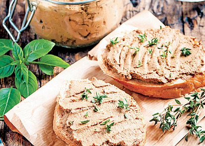 Domácí drůbeží paštika