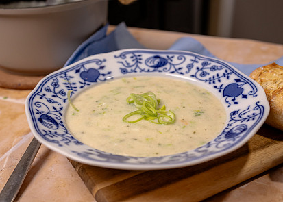 Pórková polévka s vejcem podle ČSN