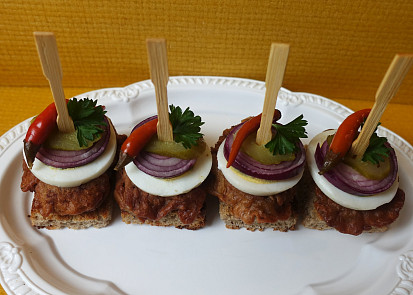 Chuťovky s kuřecím raráškem