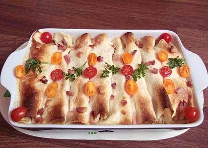 Zapečené tortilly s mletým masem a zeleninou