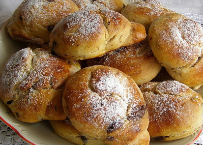 Kynuté briošky s čokoládou