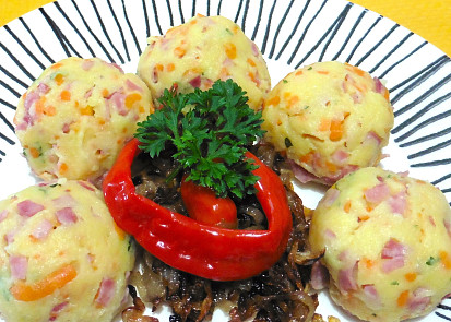 Veselé bramborové knedlíky