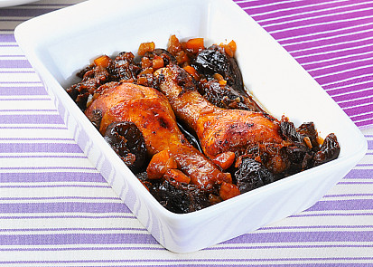 Kuřecí paličky na sušených švestkách