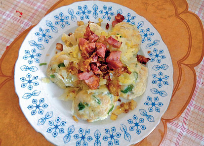 Sklářské žemlové knedlíky