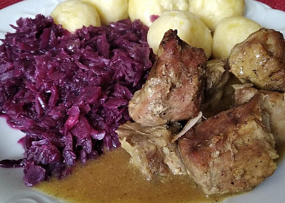 Vepřové výpečky se zelím podle babičky