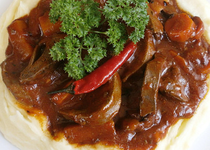 Vepřová já tra na červeném víně