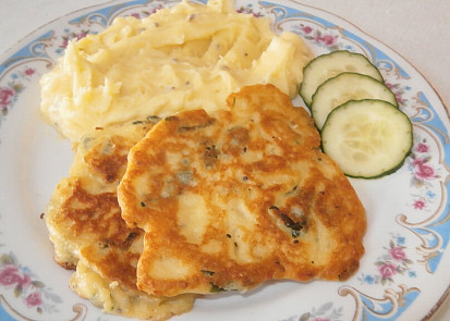 Mozzarellové placky s medvědím česnekem