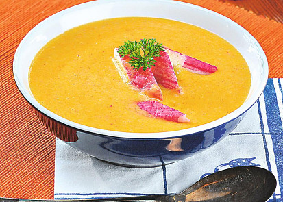 Polévka s krabími tyčinkami