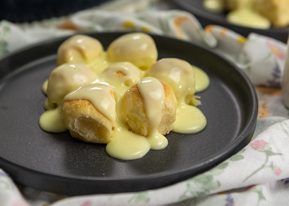 Dukátové buchtičky s vanilkovým krémem podle Zdeňka Pohlreicha