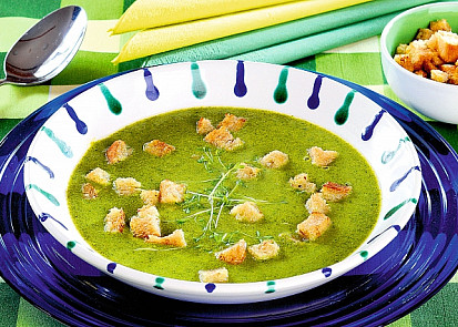 Hustá špenátová polévka