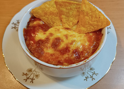 Sýrovo-rajčatová salsa s nachos