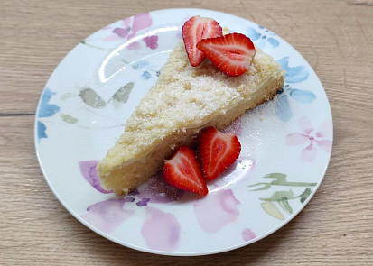 Jogurtový koláč s mandlovou drobenkou podle Míši Landové