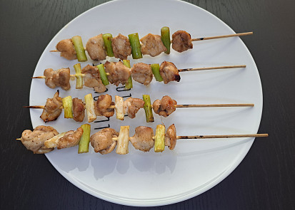 Japonské špízy yakitori