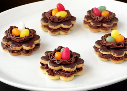 Velikonoční cukroví s hnízdečky