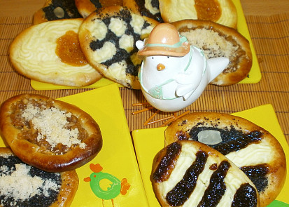 Kynuté koláčky ve tvaru vajíčka