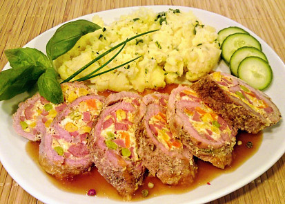 Jarní vepřová roláda