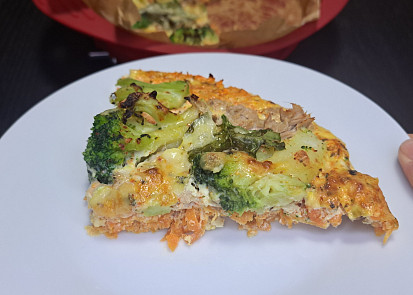 Slaný koláč z mrkvového základu